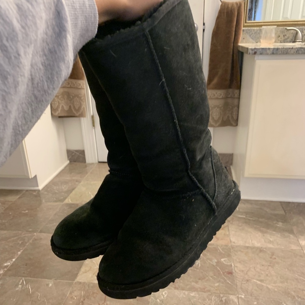 Black Ugg Boots